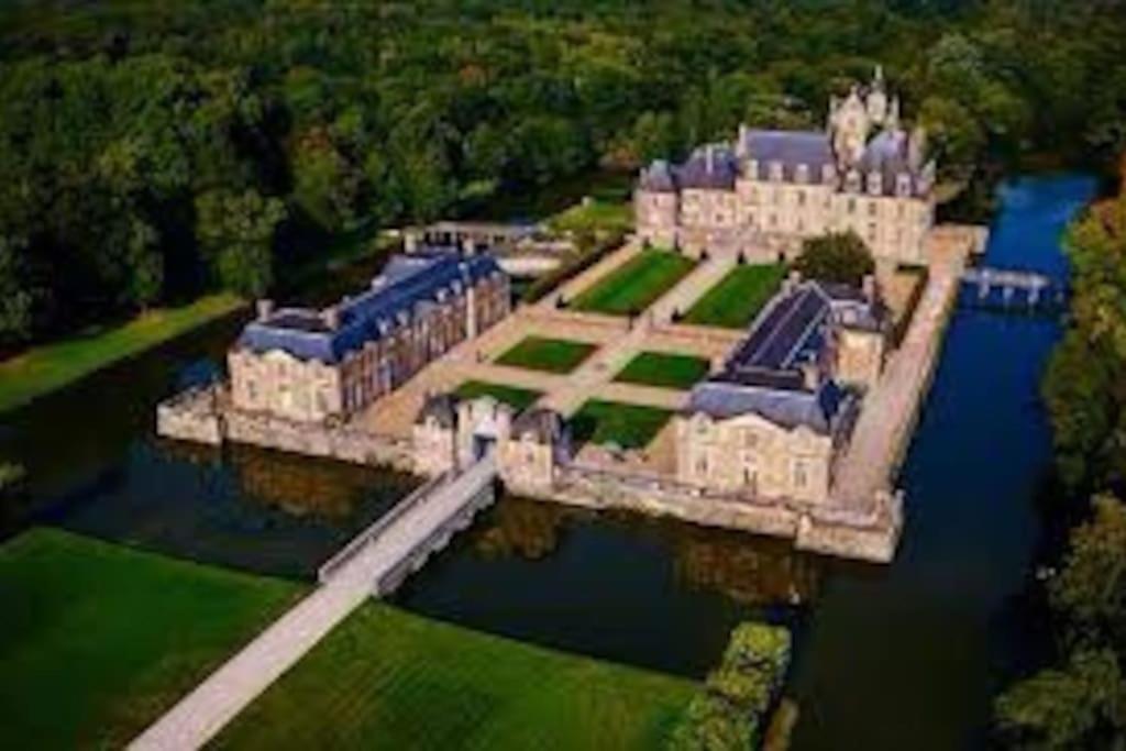 Maison Au Milieu Des Bois Et Des Animaux Jouy-le-Potier Bagian luar foto